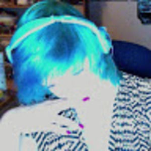 Meet your Posher, Alicia